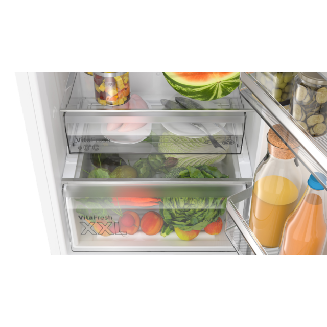 Bosch KGN392WDFG 60cm 70/30 Total No Frost Fridge Freezer - White