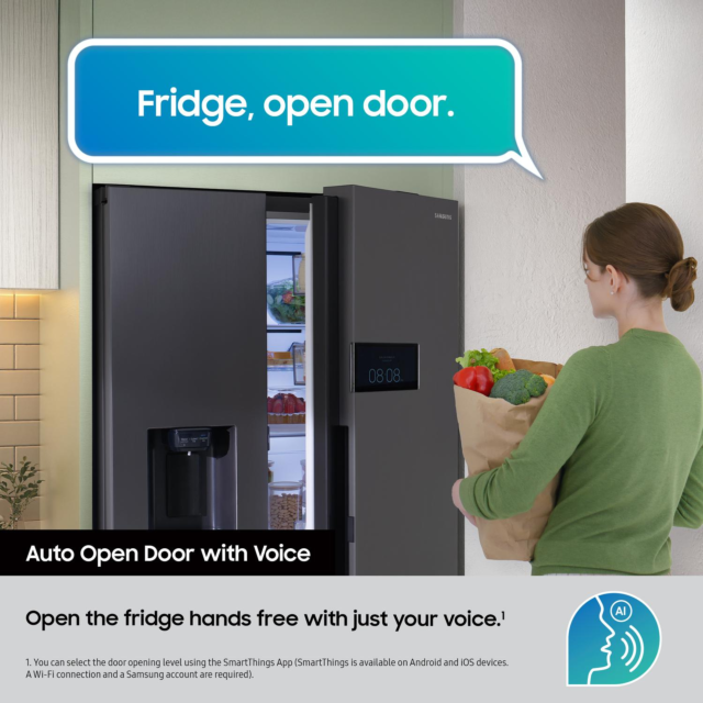 Samsung RS90F64EEFEU 60/40 No Frost Fridge Freezer Black